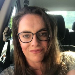 Meet your Posher, Courtney